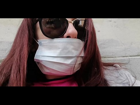 ❤️ Nicoletta o iphetetsa ho moahelani oa hae le pees ka karacheng ea hae (Special Covid19 Italy Quarantine) ☑ ﹏